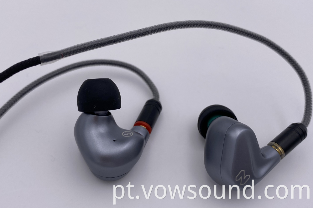 HIFI Earphones with Hybrid Drivers